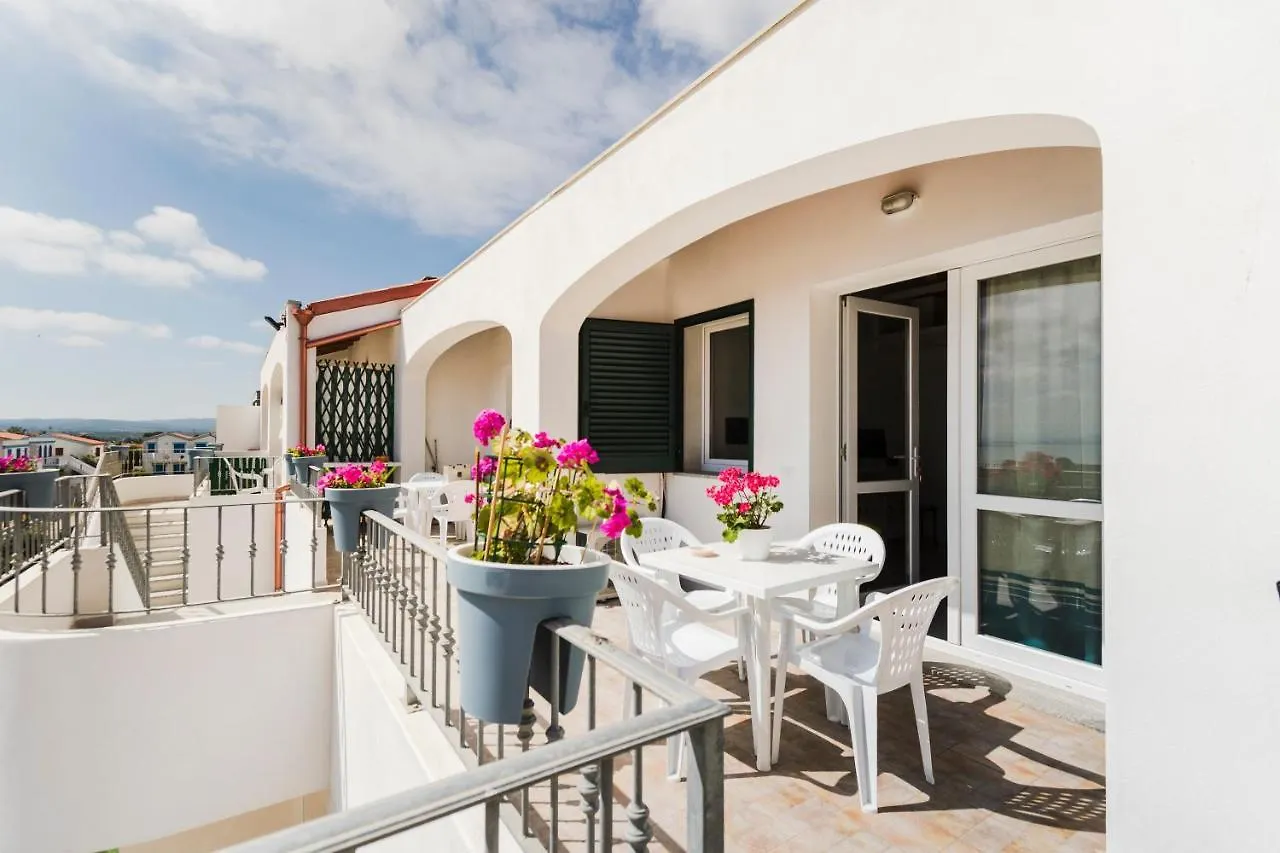 Residence Fior Di Sulcis Calasetta Aparthotel