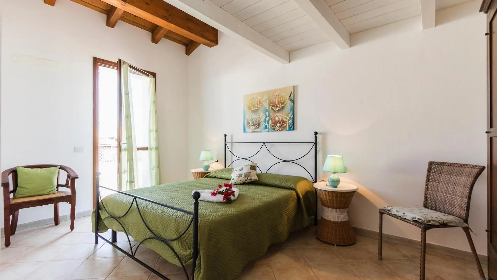 Residence Fior Di Sulcis Calasetta 0*,