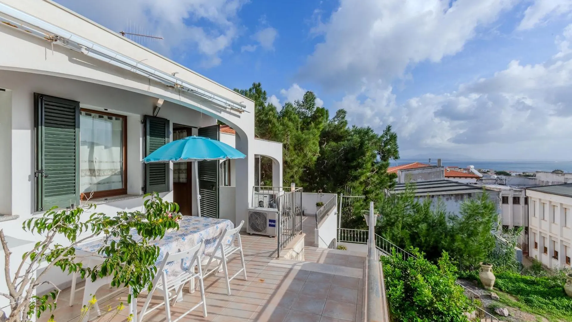 Residence Fior Di Sulcis Calasetta Aparthotel