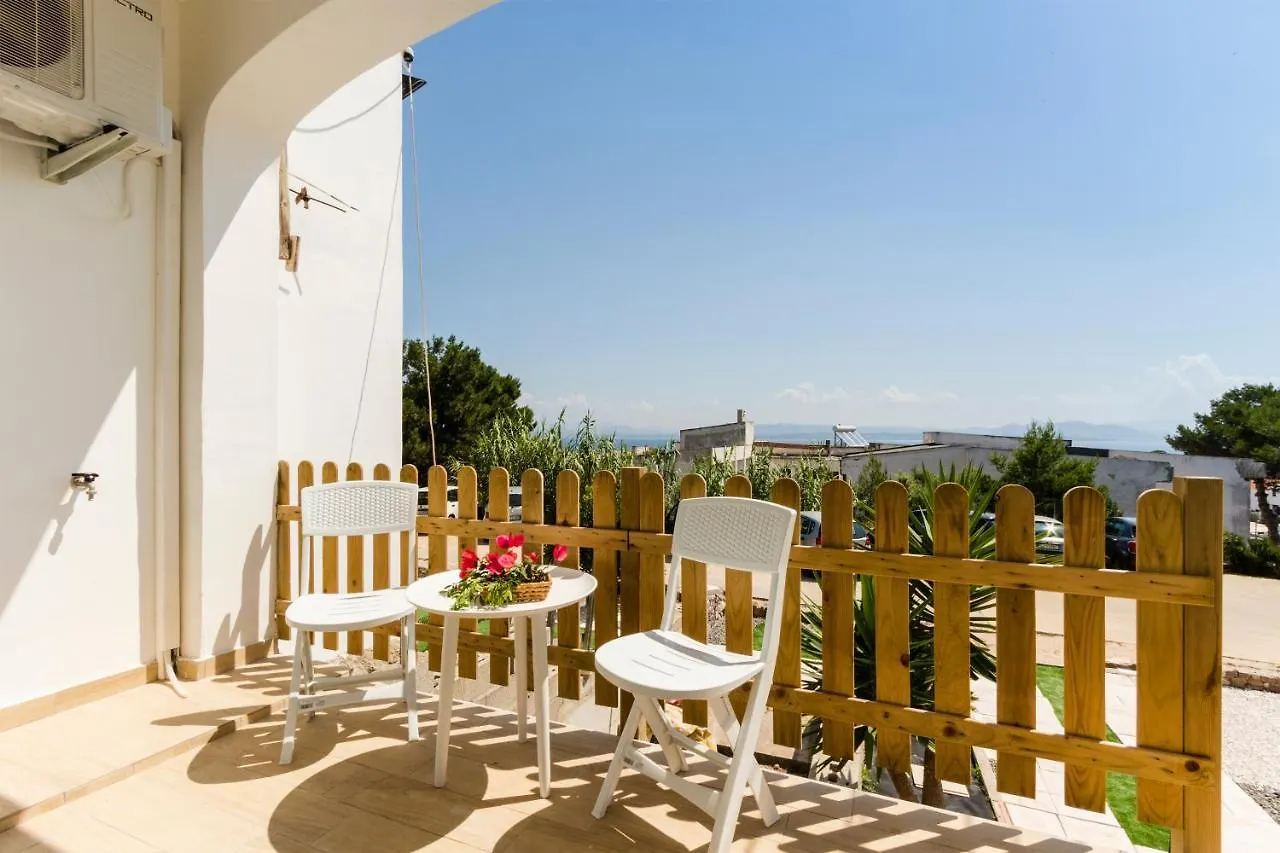 Aparthotel Residence Fior Di Sulcis Calasetta